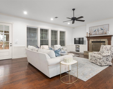 6130 Homeland Lane - Photo Thumbnail 9