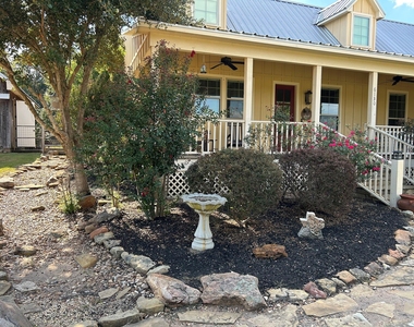 6130 Homeland Lane - Photo Thumbnail 4
