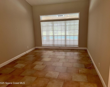 2372 Windham Drive - Photo Thumbnail 9