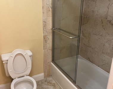 2372 Windham Drive - Photo Thumbnail 20