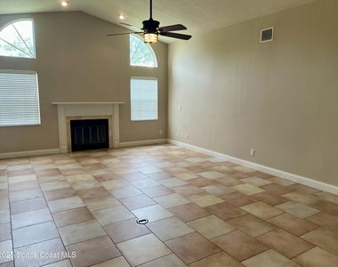 2372 Windham Drive - Photo Thumbnail 10