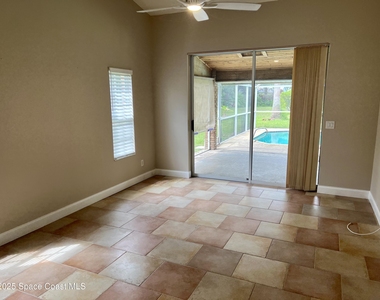 2372 Windham Drive - Photo Thumbnail 13