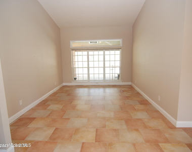 2372 Windham Drive - Photo Thumbnail 12