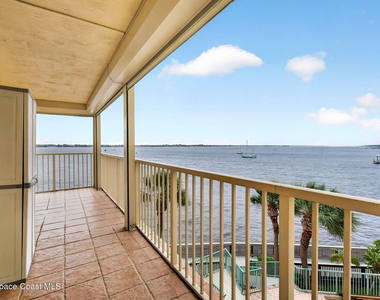 102 Riverside Drive - Photo Thumbnail 46