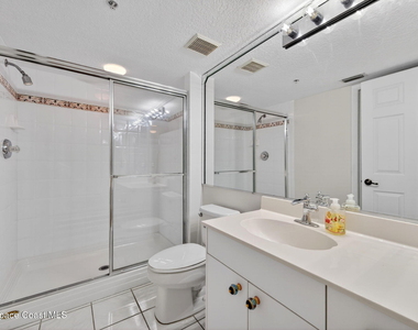 102 Riverside Drive - Photo Thumbnail 38