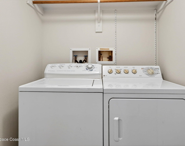 102 Riverside Drive - Photo Thumbnail 40