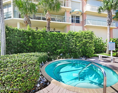 102 Riverside Drive - Photo Thumbnail 56