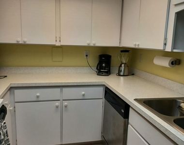2100 N Atlantic Avenue - Photo Thumbnail 15