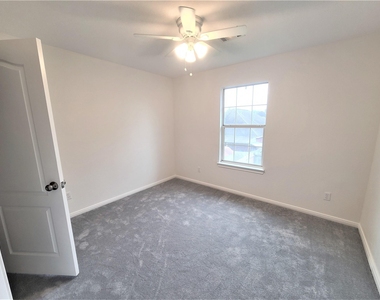 10026 Gil Jr Lane - Photo Thumbnail 10