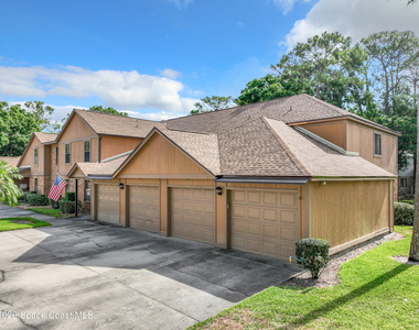 605 Saint Albans Court W - Photo Thumbnail 1