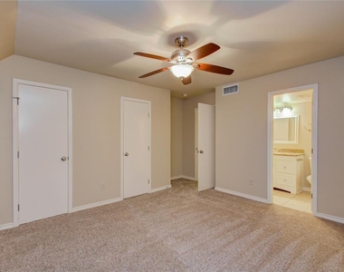 14703 Barryknoll Lane - Photo Thumbnail 21