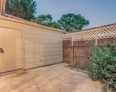14703 Barryknoll Lane - Photo Thumbnail 24