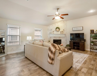 4115 Steven Falls Court - Photo Thumbnail 12