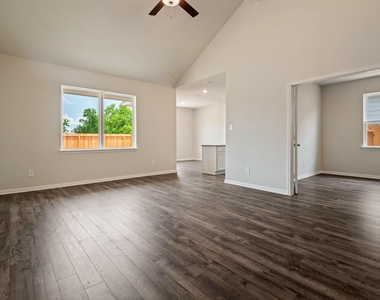 345 Fastboy Lane - Photo Thumbnail 1