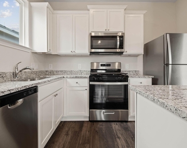 345 Fastboy Lane - Photo Thumbnail 6