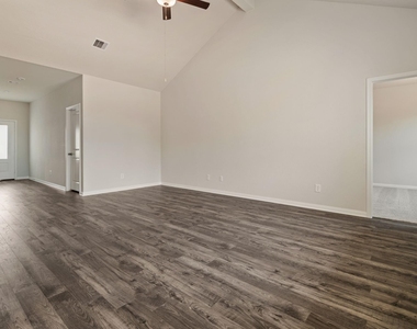 345 Fastboy Lane - Photo Thumbnail 2