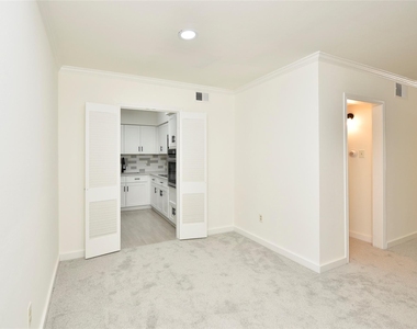 2600 Bellefontaine Street - Photo Thumbnail 19