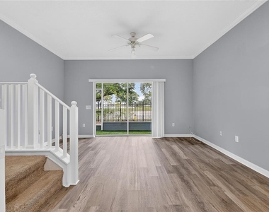 13123 Kings Crossing Drive - Photo Thumbnail 29