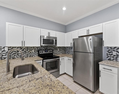 13123 Kings Crossing Drive - Photo Thumbnail 20