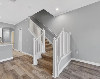 13123 Kings Crossing Drive - Photo Thumbnail 31