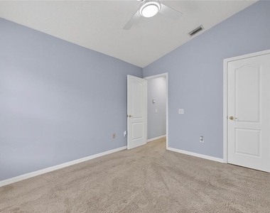 13123 Kings Crossing Drive - Photo Thumbnail 46