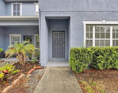 13123 Kings Crossing Drive - Photo Thumbnail 4