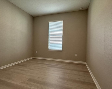 30708 Walker Cup Place - Photo Thumbnail 28