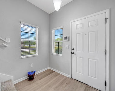 6705 Holly Heath Drive - Photo Thumbnail 39