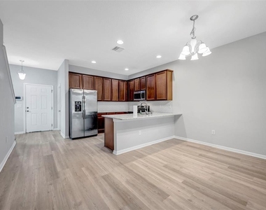6705 Holly Heath Drive - Photo Thumbnail 20