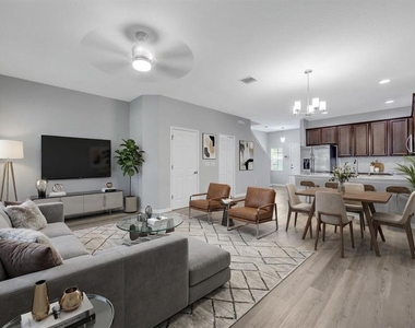 6705 Holly Heath Drive - Photo Thumbnail 4