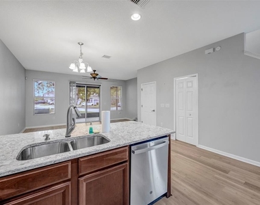 6705 Holly Heath Drive - Photo Thumbnail 6