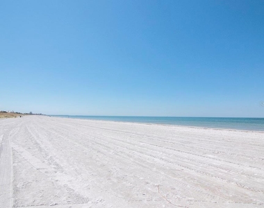 3200 Gulf Boulevard - Photo Thumbnail 43