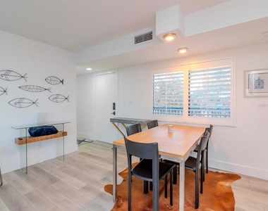 3200 Gulf Boulevard - Photo Thumbnail 4