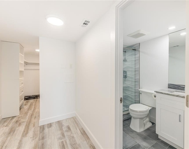 400 64th Avenue - Photo Thumbnail 10