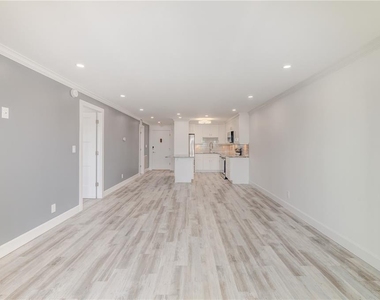 400 64th Avenue - Photo Thumbnail 5
