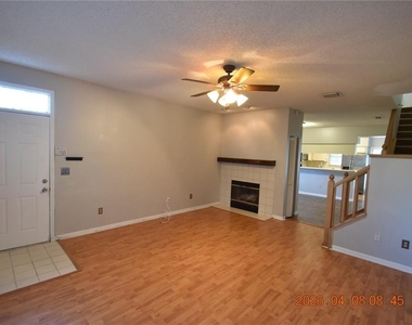 2701 Penzance Street - Photo Thumbnail 2