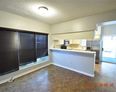2701 Penzance Street - Photo Thumbnail 6