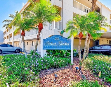 215 Valencia Boulevard - Photo Thumbnail 1