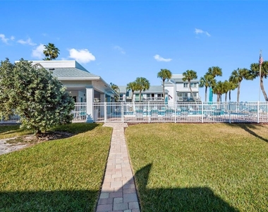 1451 Gulf Boulevard - Photo Thumbnail 14