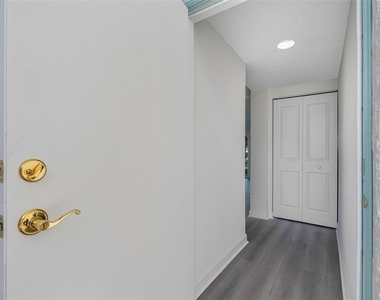 1451 Gulf Boulevard - Photo Thumbnail 2