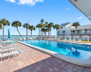 1451 Gulf Boulevard - Photo Thumbnail 19