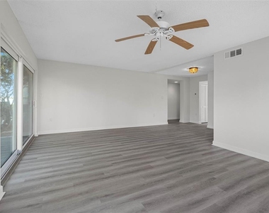 1451 Gulf Boulevard - Photo Thumbnail 23
