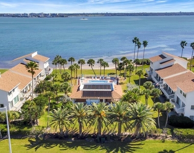1451 Gulf Boulevard - Photo Thumbnail 33