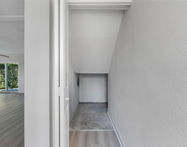 1451 Gulf Boulevard - Photo Thumbnail 32