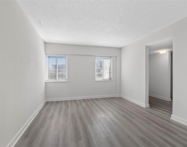 1451 Gulf Boulevard - Photo Thumbnail 27