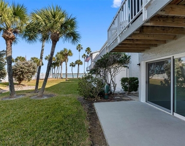 1451 Gulf Boulevard - Photo Thumbnail 12