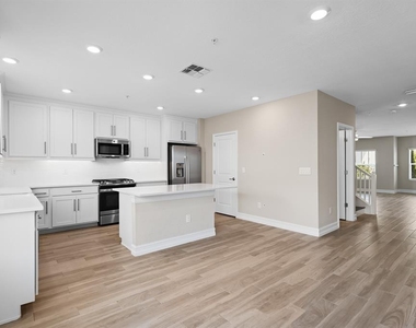 5351 Bridge Street - Photo Thumbnail 14