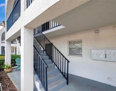 709 Russell Lane - Photo Thumbnail 2