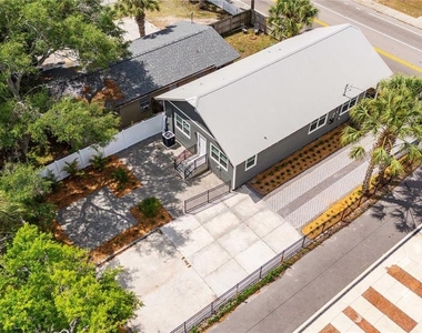 2203 N Boulevard - Photo Thumbnail 45