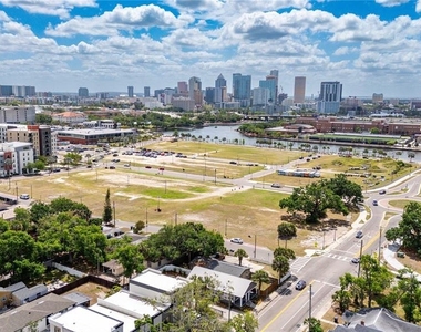 2203 N Boulevard - Photo Thumbnail 52